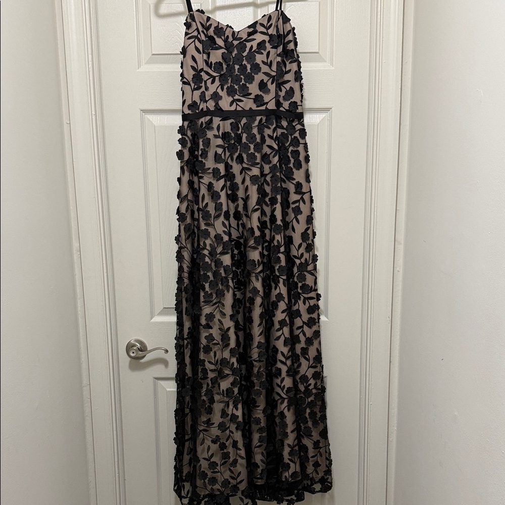 Elegant Black Floral Lace Dress